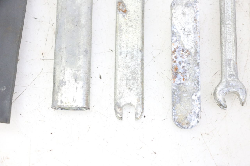 photo de SET DI ATTREZZI HONDA SCV LEAD 100 (2003 - 2007)