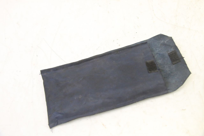 photo de KIT UTENSILI TRIUMPH SPRINT 900 (1995 - 1998)