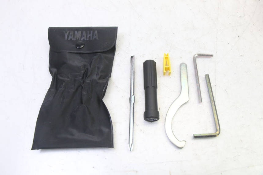 photo de KIT UTENSILI YAMAHA XMAX X-MAX 125 (2021 - 2025)