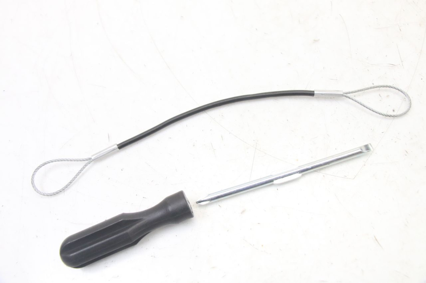 photo de KIT UTENSILI YAMAHA TRACER 7 700 (2020 - 2024)
