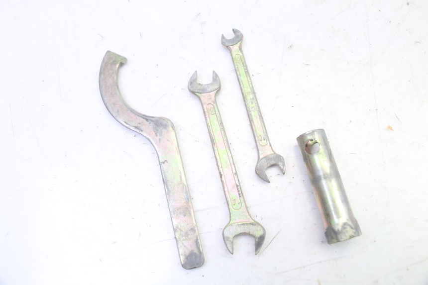 photo de KIT UTENSILI YAMAHA YFM BRUIN 350 (2003 - 2009)