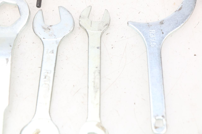 photo de SET DI ATTREZZI KAWASAKI Z 650 (2016 - 2019)