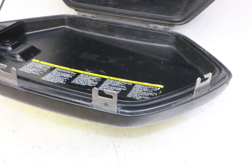 photo de VALIGIA DESTRA YAMAHA TDM ABS 900 (2002 - 2014) - Primo piano ad alta risoluzione