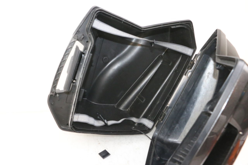 photo de VALIGIA SINISTRA KAWASAKI VERSYS ABS 650 (2015 - 2018) - Caratteristiche distintive