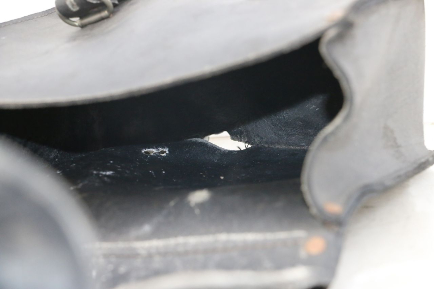 photo de VALIGIA SUZUKI GZ MARAUDER 125 (1998 - 2004)