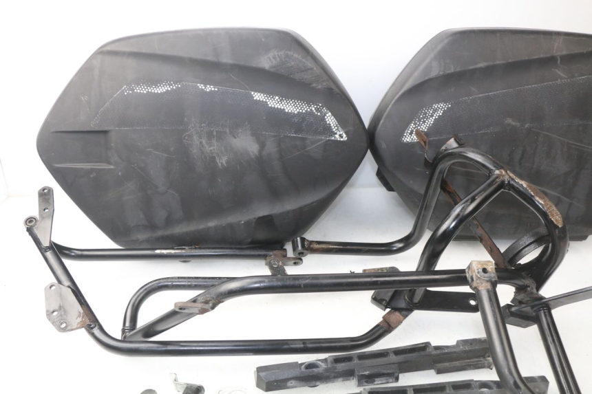 photo de Valigia YAMAHA TDM ABS 900 (2002 - 2014)