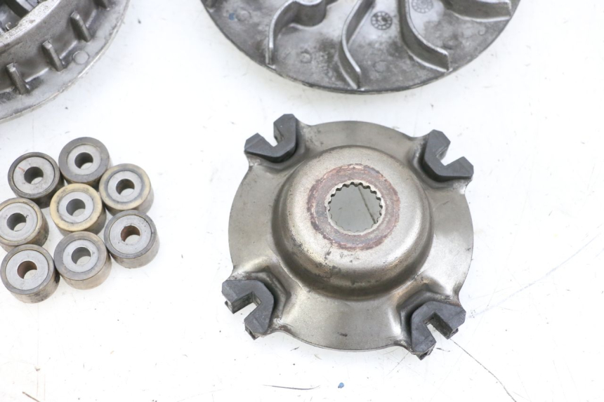 photo de VARIATORE ADIVA AD3 300 (2014 - 2020) - Stato della superficie e materiale