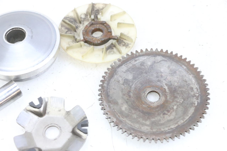 photo de VARIATORE KYMCO AGILITY 16+ 4T 50 (2018 - 2023) - Altra angolazione