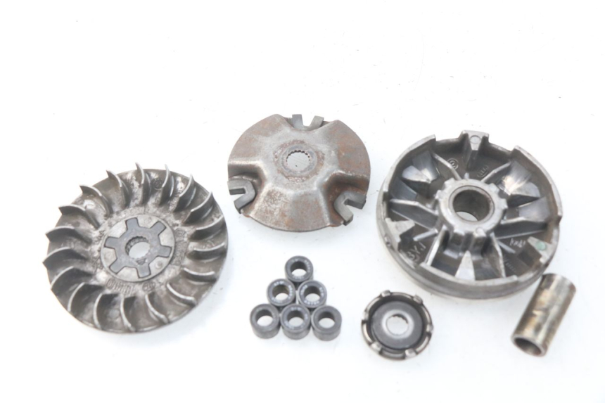 photo de VARIATORE MBK BOOSTER SPIRIT 50 (2004 - 2017) - Vista principale