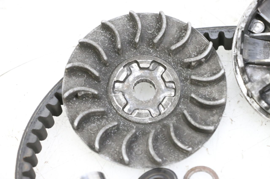 photo de VARIATORE MBK BOOSTER SPIRIT 50 (2004 - 2017) - Altra vista dell'articolo