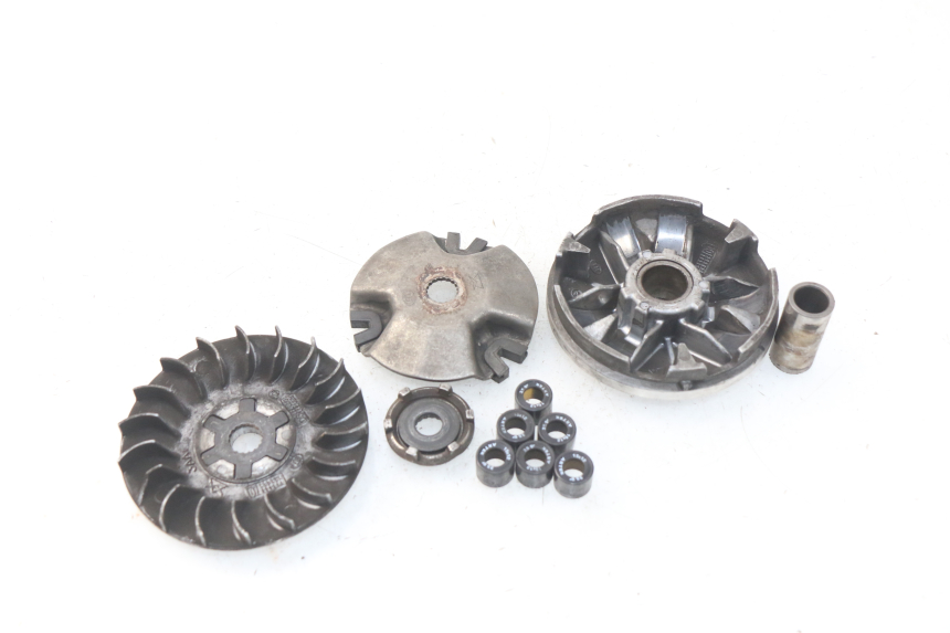 photo de VARIATORE MBK BOOSTER SPIRIT NAKED 50 (2004 - 2017)