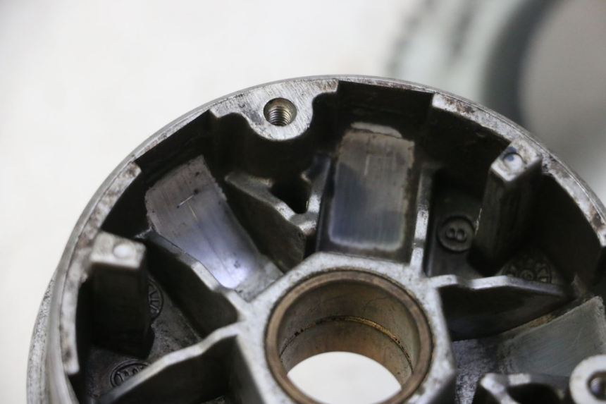 photo de VARIATORE PEUGEOT ELYSTAR 50 (2002 - 2014) - Zoom sullo stato d'uso