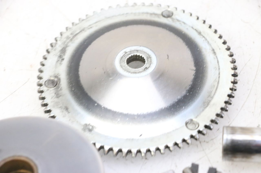 photo de VARIATORE PEUGEOT ELYSTAR 50 (2002 - 2014) - Altra angolazione