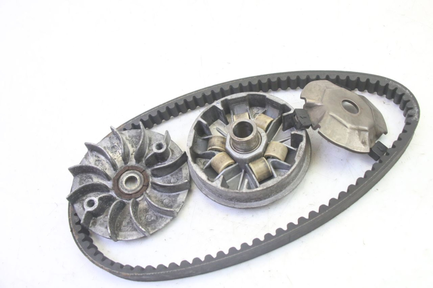 photo de VARIATORE SYM FIDDLE 3 III 125 (2014 - 2020) - Zoom sullo stato d'uso