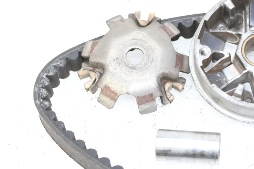 photo de VARIATORE PEUGEOT KISBEE 2T 50 (2010 - 2017)