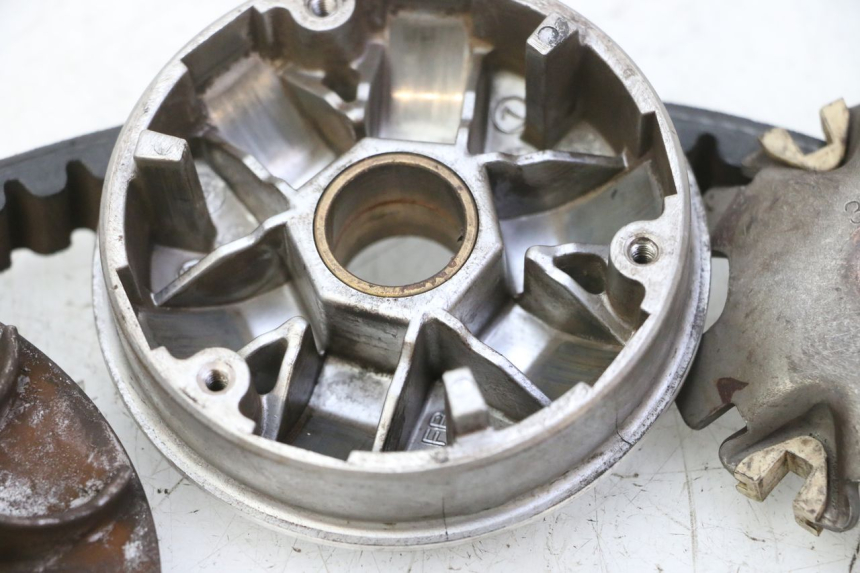 photo de VARIATORE PEUGEOT KISBEE 2T 50 (2010 - 2017)