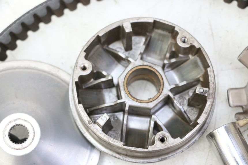 photo de VARIATORE PEUGEOT KISBEE 2T 50 (2010 - 2017)