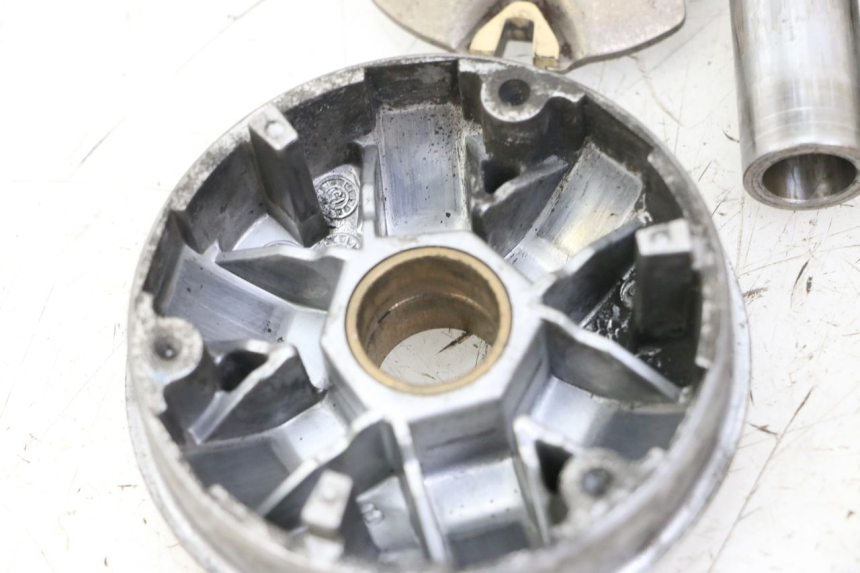 photo de VARIATORE PEUGEOT KISBEE 4T 50 (2018 - 2022)