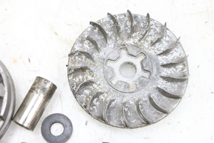 photo de VARIATORE YAMAHA NEO'S NEOS 2T 50 (1998 - 2007) - Altra vista dell'articolo