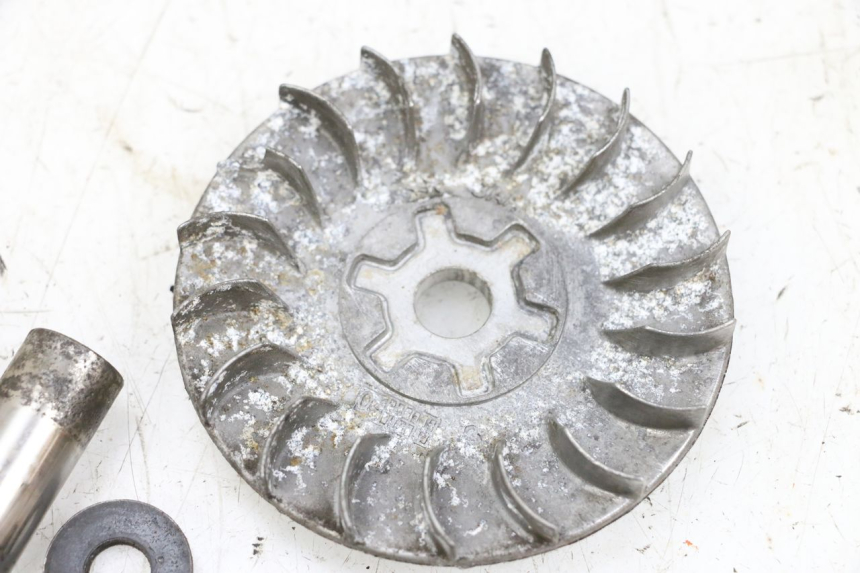 photo de VARIATORE YAMAHA NEO'S NEOS 2T 50 (1998 - 2007) - Ispezione visiva dettagliata