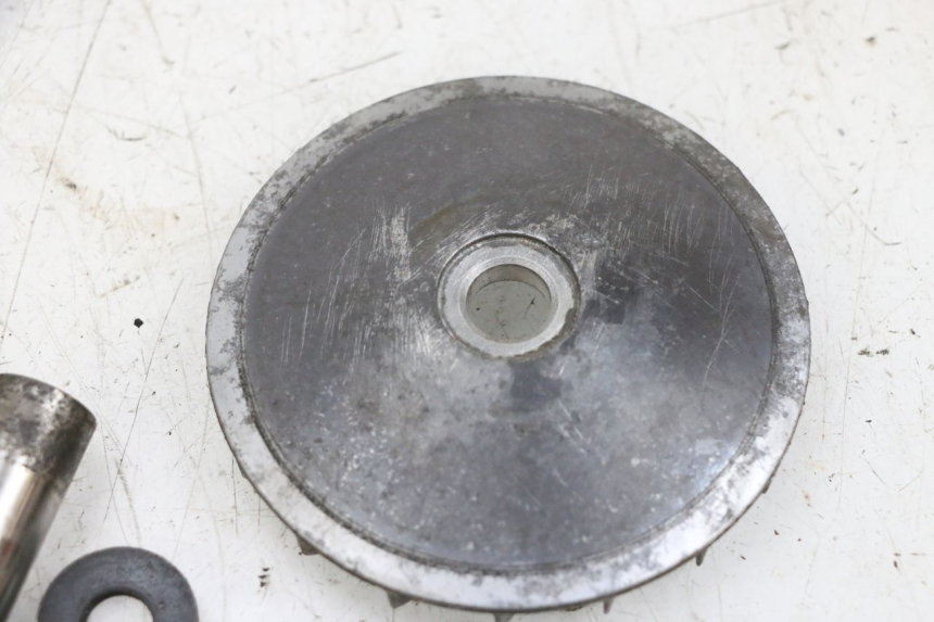 photo de VARIATORE YAMAHA NEO'S NEOS 2T 50 (1998 - 2007) - Primo piano tecnico