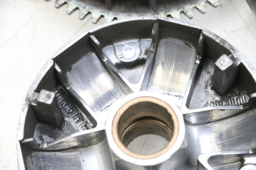 photo de VARIATORE PIAGGIO NEW TYPHOON 50 (2018 - 2021) - Primo piano ad alta risoluzione