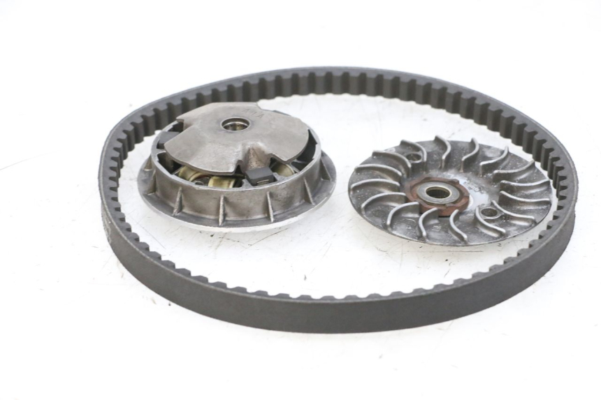 photo de VARIATORE SYM ORBIT III 3 4T 50 (2021 - 2025) - Zoom sullo stato d'uso