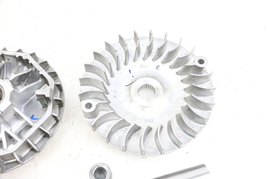 photo de VARIATORE YAMAHA TRICITY 300 (2020 - 2024) - Caratteristiche distintive