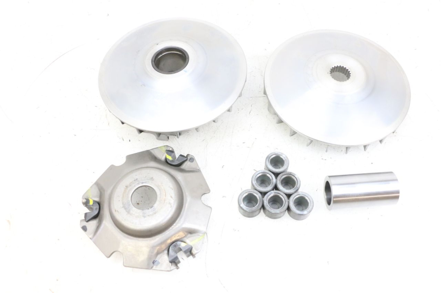 photo de VARIATORE YAMAHA TRICITY 300 (2020 - 2024) - Dettagli dei punti di fissaggio