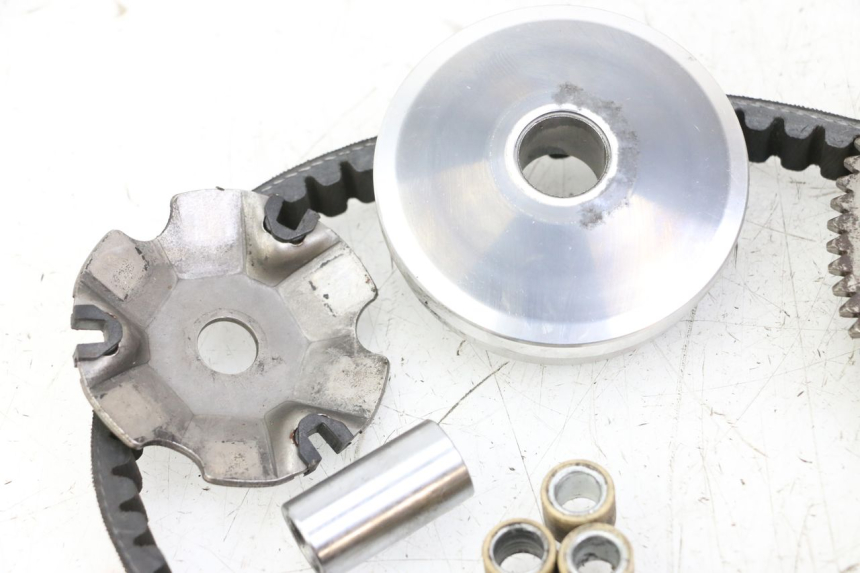photo de VARIATORE UNIVERSAL BIKE ZN50QT-11B 50 (2018 - 2021)