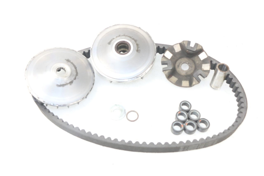 photo de VARIATORE YAMAHA XMAX X-MAX ABS 125 (2014 - 2016) - Primo piano tecnico