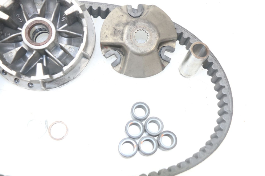 photo de VARIATORE YAMAHA XMAX X-MAX ABS 125 (2014 - 2016) - Dettagli dei punti di fissaggio