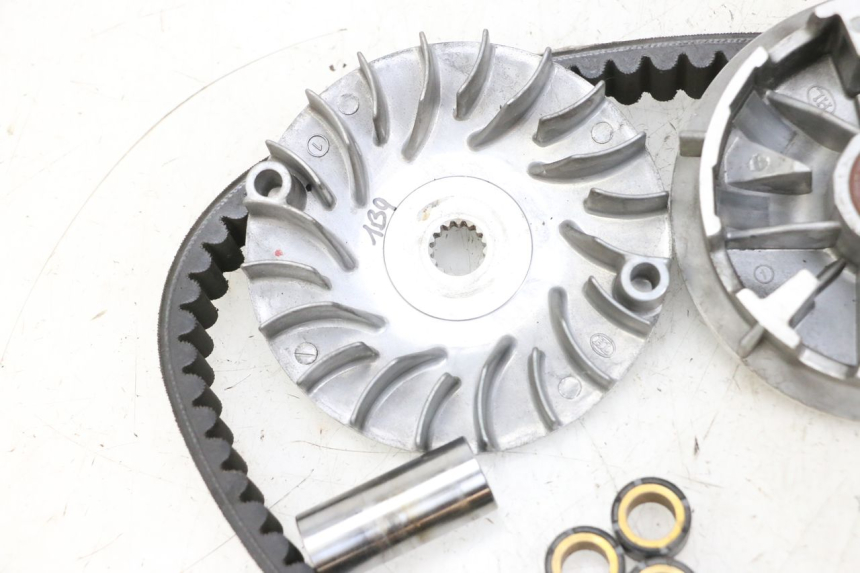 photo de VARIATORE YAMAHA XMAX X-MAX 125 (2006 - 2009) - Altra vista dell'articolo