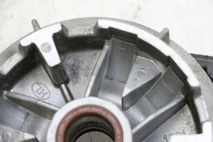 photo de VARIATORE YAMAHA XMAX X-MAX 125 (2006 - 2009) - Ispezione visiva dettagliata