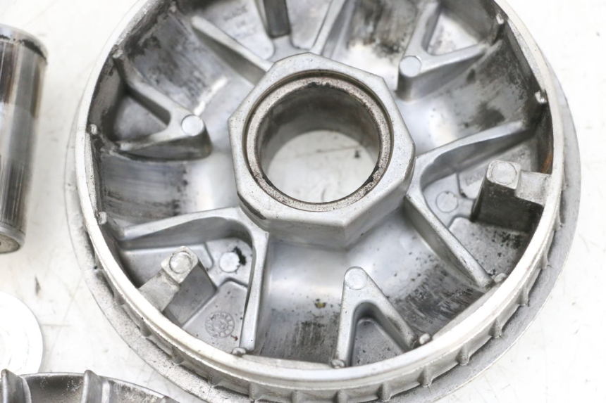 photo de VARIATORE YAMAHA X-MAX XMAX 125 (2010 - 2013) - Marcature e riferimenti originali