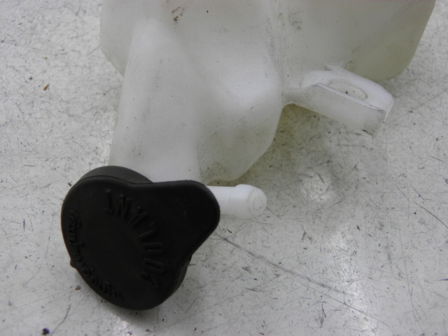 photo de Vaso di espansione HONDA PCX (JF57/JF64) 125 (2014 - 2018)