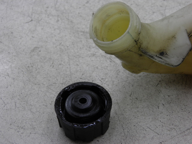 photo de VASO DI ESPANSIONE PIAGGIO MP3 RL 250 (2007 - 2010)