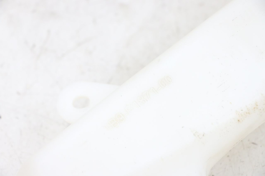 photo de VASETTO ESPANSIONE YAMAHA XMAX X-MAX 125 (2006 - 2009) - Altra angolazione