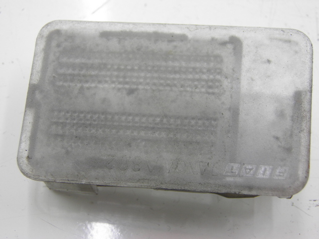 photo de FANALE DI POSIZIONE PIAGGIO X8 125 (2004 - 2007)