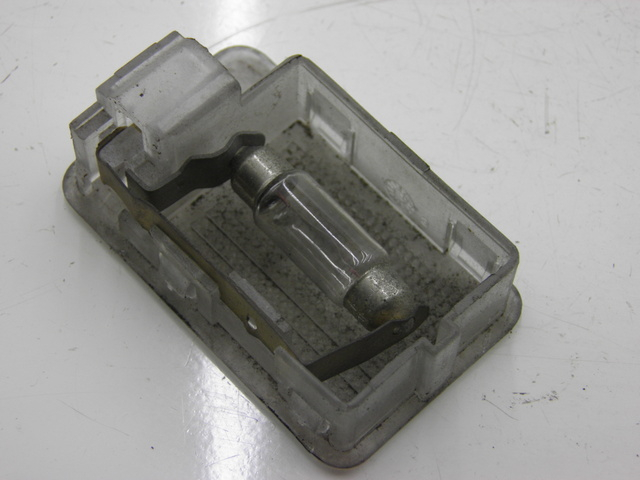 photo de FANALE DI POSIZIONE PIAGGIO X8 125 (2004 - 2007)