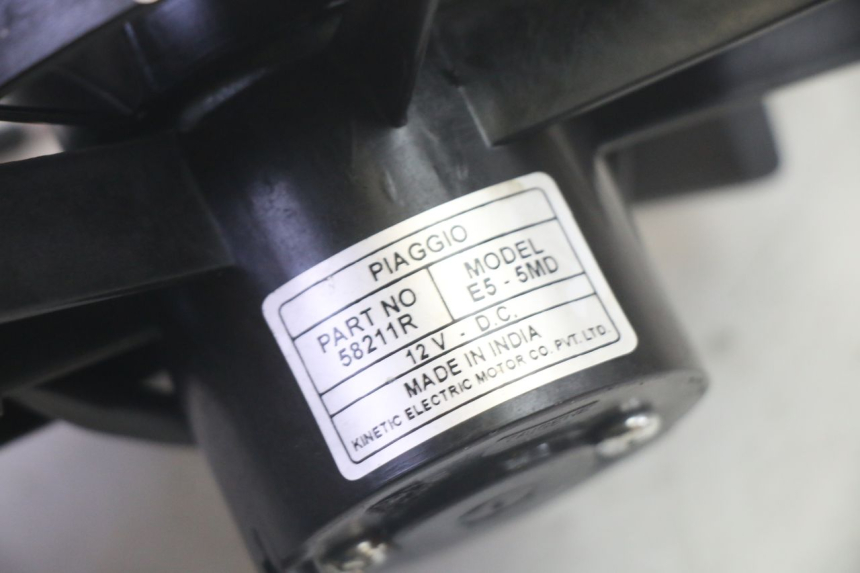 photo de VENTOLA PIAGGIO MP3 HPE 350 (2018 - 2020) - Altra angolazione