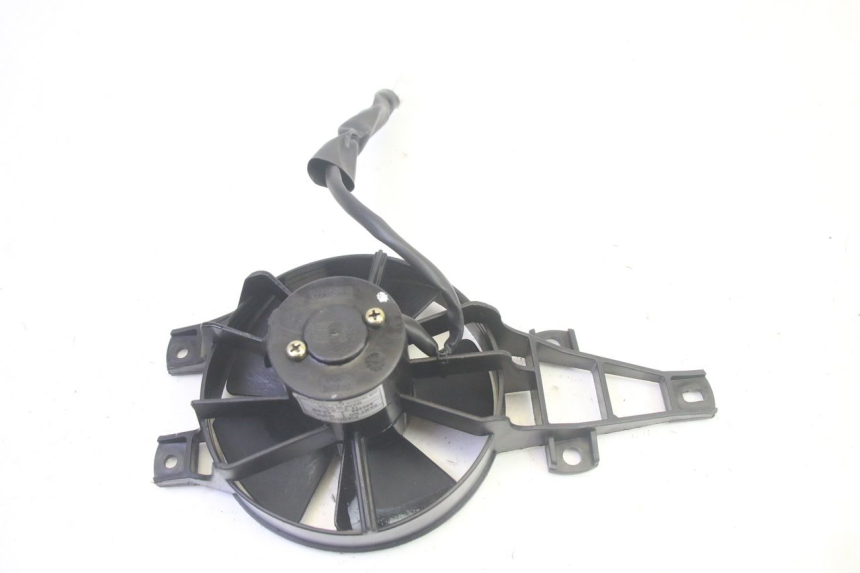 photo de VENTILATORE PIAGGIO MP3 LT 400 (2007 - 2012) - Altra angolazione