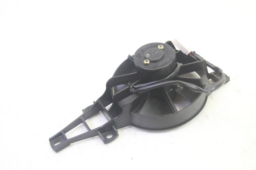 photo de VENTILATORE PIAGGIO MP3 RL 250 (2006 - 2010) - Zoom sullo stato d'uso