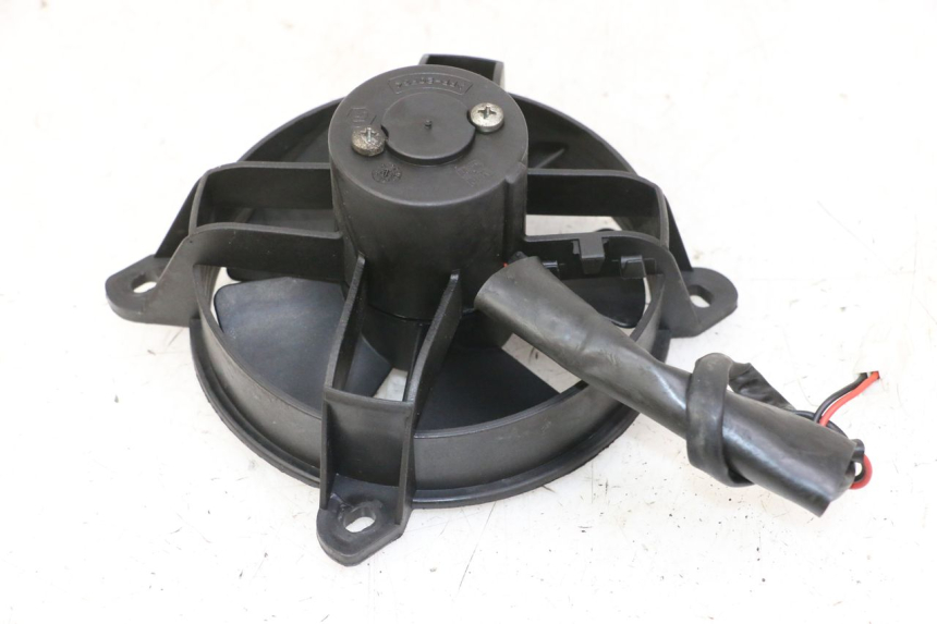 photo de VENTOLA PIAGGIO VESPA GRANTURISMO 200 (2004 - 2005)