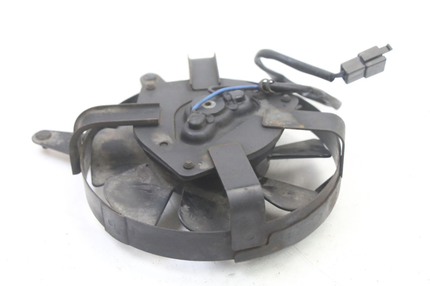 photo de VENTILATORE YAMAHA FZS FAZER 600 (2001 - 2003)