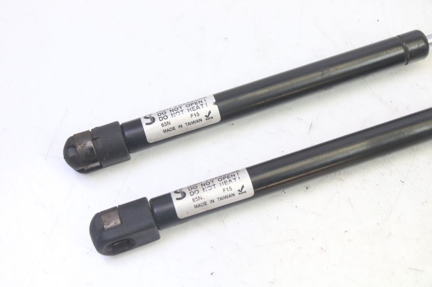 photo de AMMORTIZZATORE SELLA QUADRO 4 4D 350 (2015 - 2018)