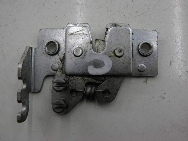 photo de SERRATURA BAULE PIAGGIO XEVO 400 (2007) - Dettaglio del componente