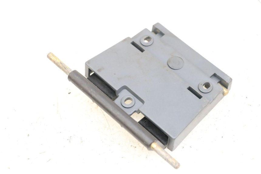 photo de SERRATURA SPORTELLO PEUGEOT BUXY 50 (1993 - 1998)