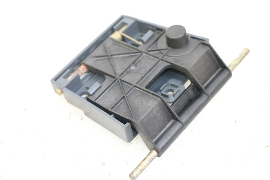 photo de SERRATURA SPORTELLO PEUGEOT BUXY 50 (1993 - 1998)