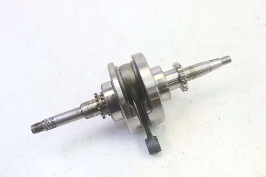 photo de ALBERO MOTORE KYMCO AGILITY 16+ 4T 50 (2018 - 2023) - Dettagli dei punti di fissaggio